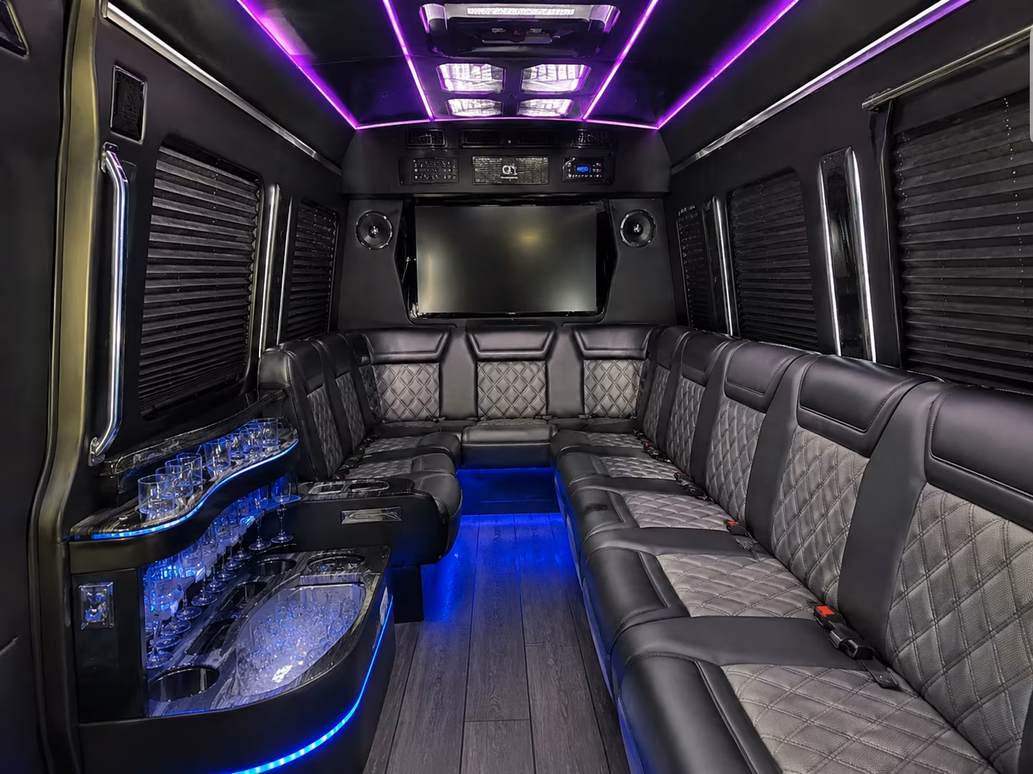 find exactly what your team needs for corporate events along the pch hotel corridor