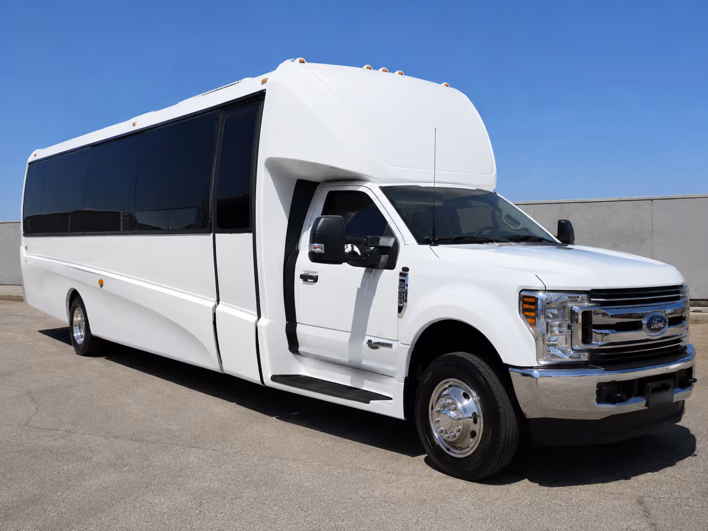 fountain valley travel to your private event with a fountain valley charter bus rental