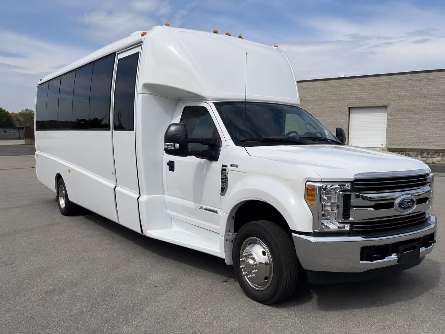 garden grove private airport shuttles for garden grove pickups and drop offs
