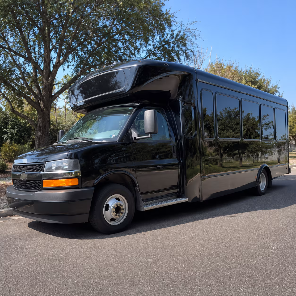huntington beach brewery crawl party bus rental
