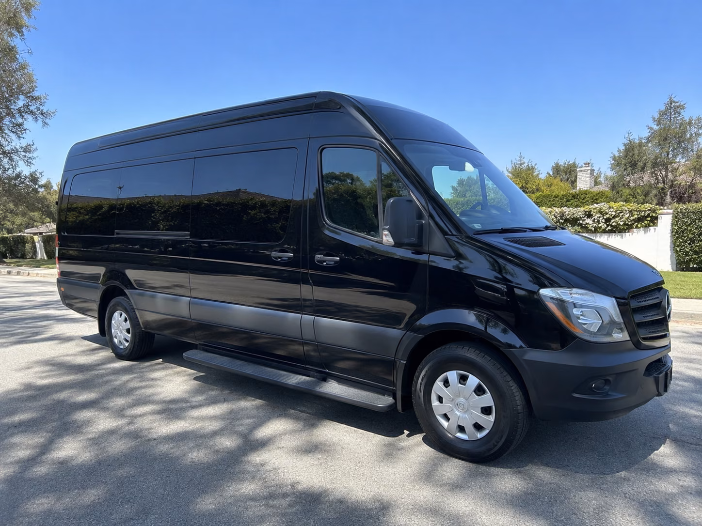 newport beach corporate events made simple with bus rentals