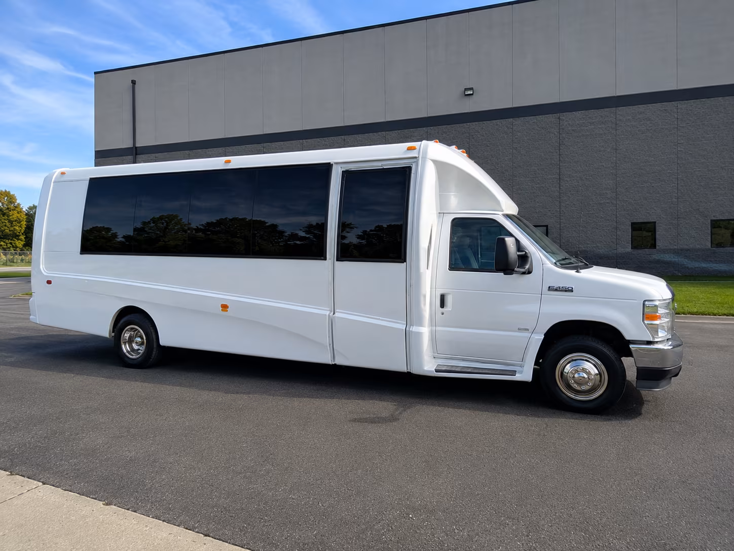 plan your bachelorette wine tour bus from huntington beach the smart way