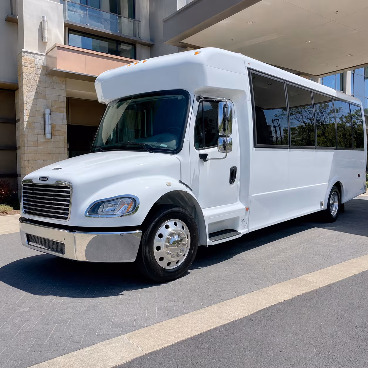 torrance rent a shuttle bus for your torrance employees